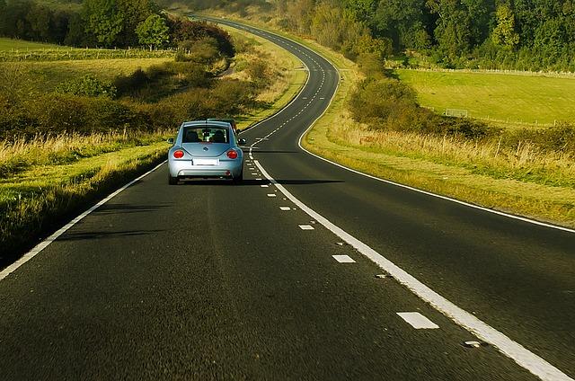 Jak si zvýšit šance ‌na úspěch‌ při zkoušce v⁢ autoškole?