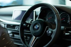 Označení ‚LCI‘ u BMW: Co znamená a jaké přináší změny?